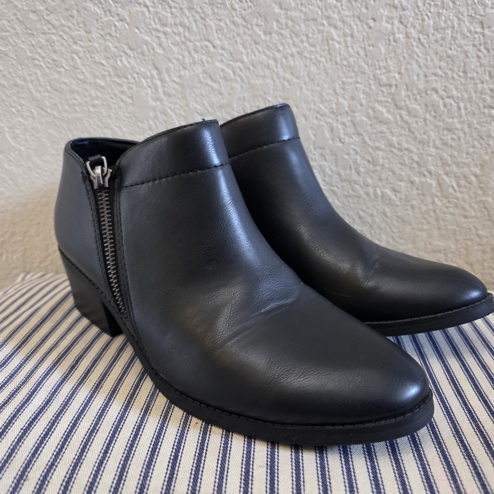 Black Ankle Boots for Women